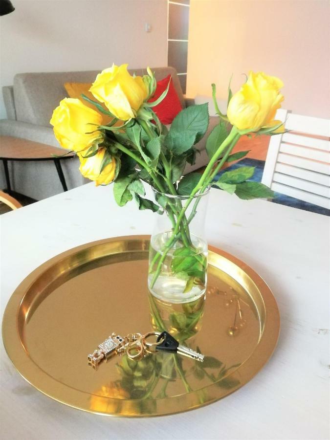 Stay Here Apartment Kamppi Helsinki Luaran gambar